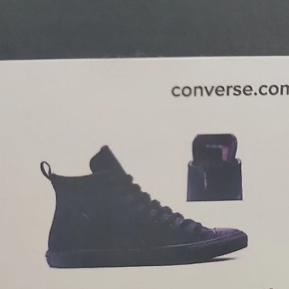 Converse High top Brand new in the box. - Picture 13 of 13